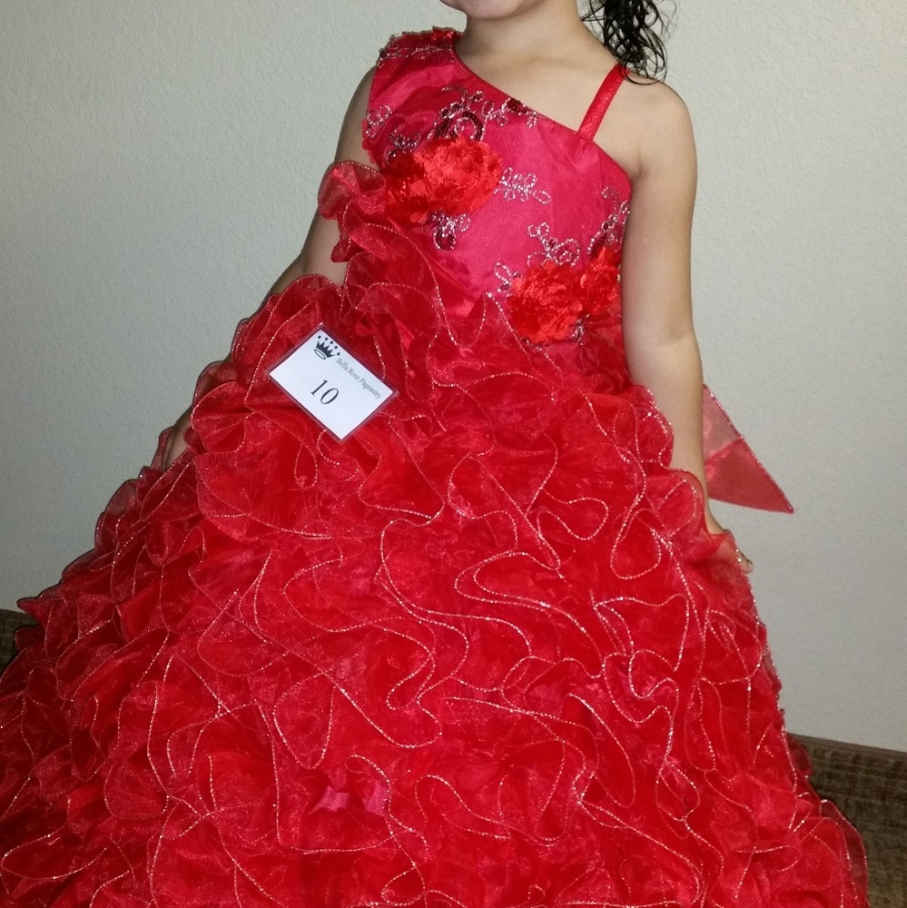 Pageant dress